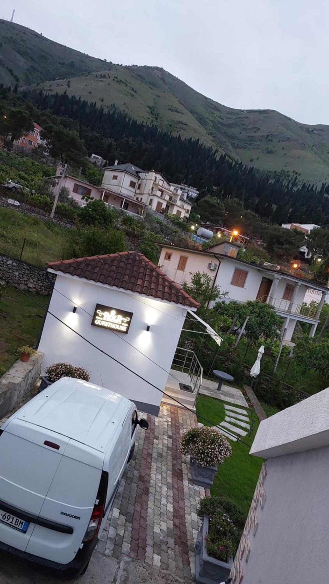 R&R Gesthouse Hotell Široka Eksteriør bilde