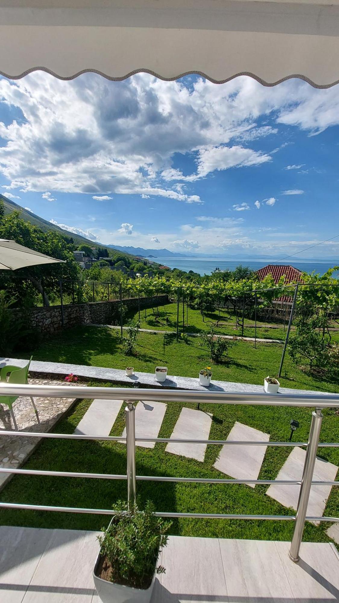 R&R Gesthouse Hotell Široka Eksteriør bilde