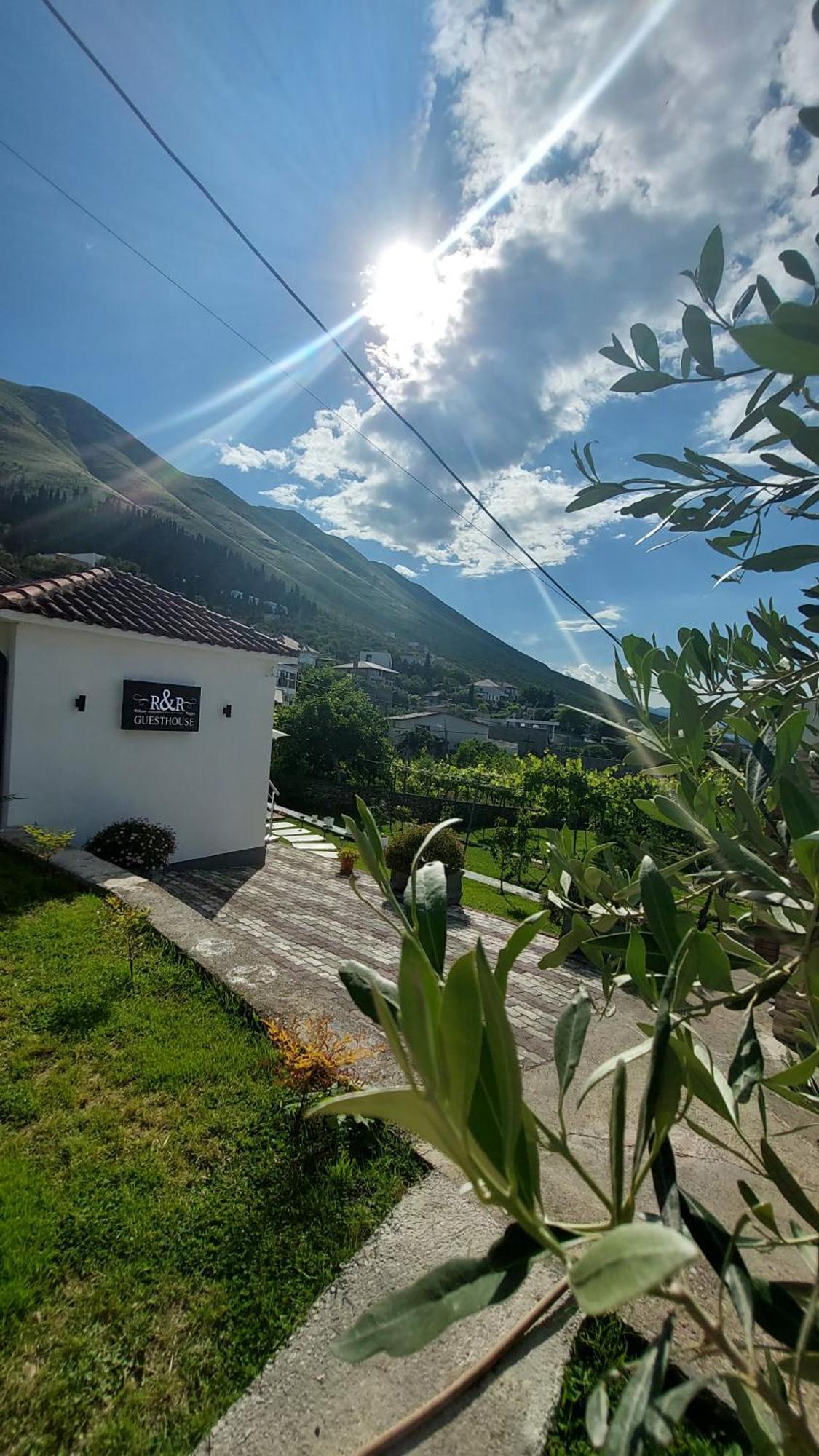 R&R Gesthouse Hotell Široka Eksteriør bilde
