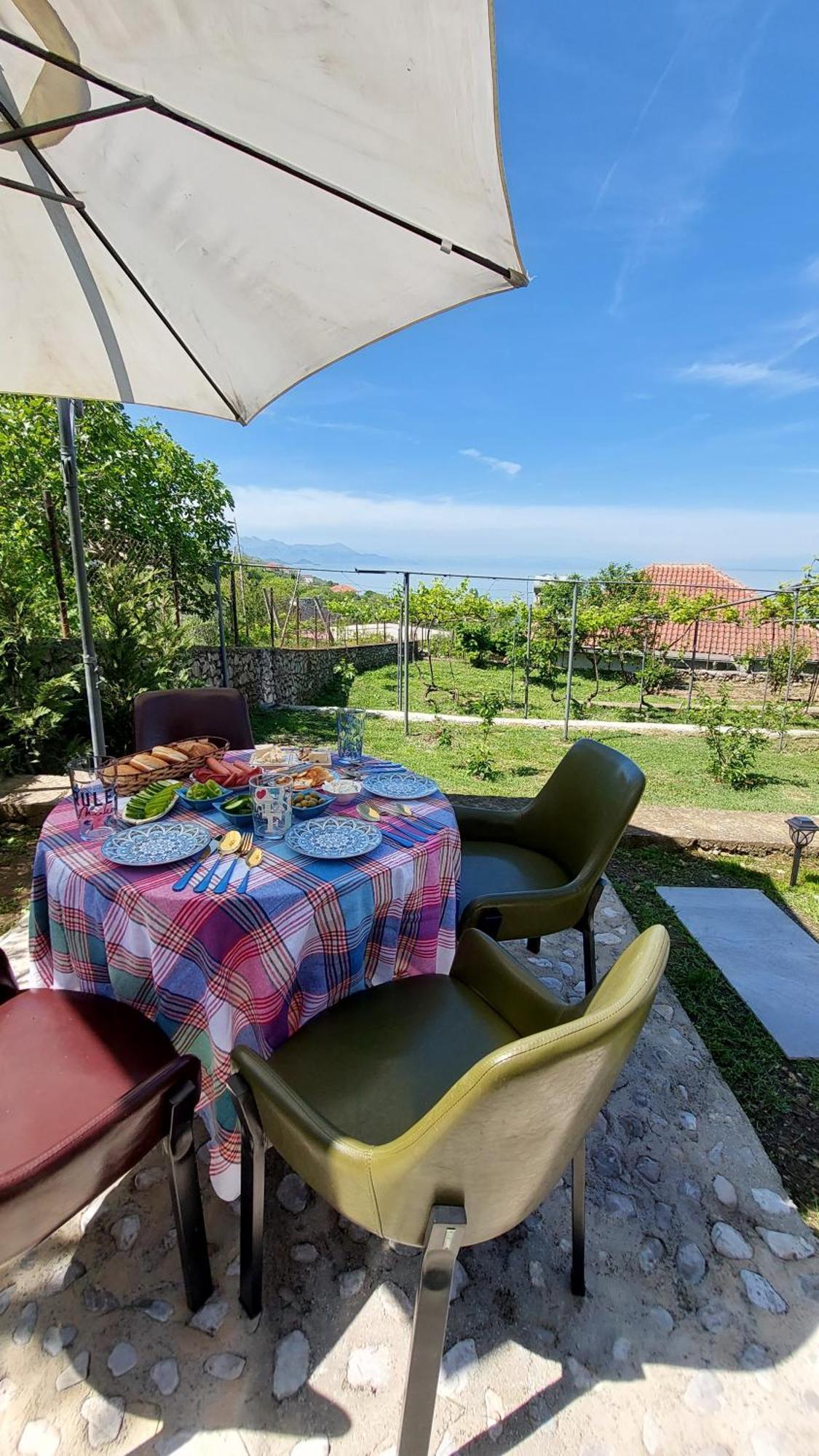 R&R Gesthouse Hotell Široka Eksteriør bilde