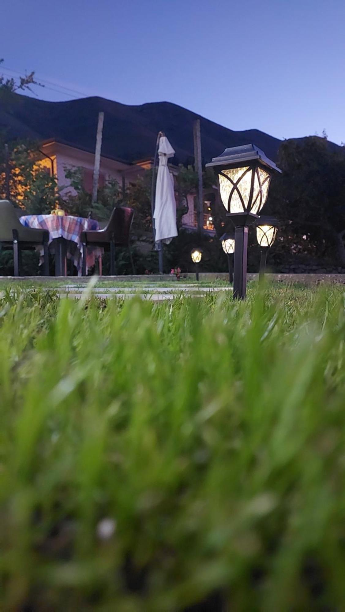 R&R Gesthouse Hotell Široka Eksteriør bilde