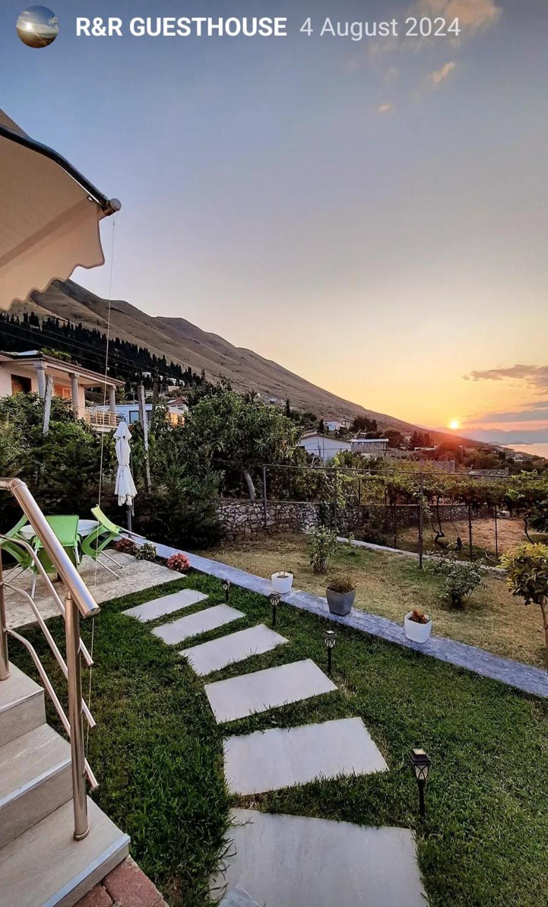 R&R Gesthouse Hotell Široka Eksteriør bilde